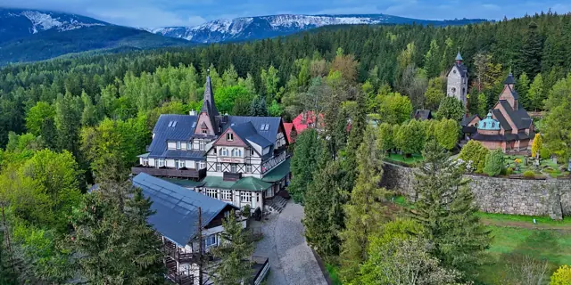 Pobyt v Karpaczi: hotel u kostela Wang, jídlo i wellness