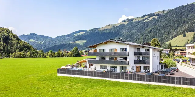 Tyrolsko: apartmán u jezera Walchsee se snídaní