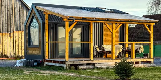 Tiny House na farmě v Tatrách s vířivou kádí