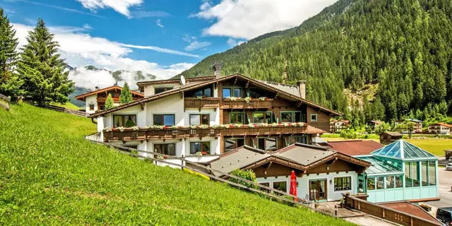 Tyrolská pohoda u Hintertuxu s jídlem a wellness