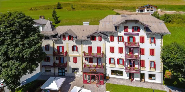 Horský hotel v Dolomitech se snídaní až pro 6 osob